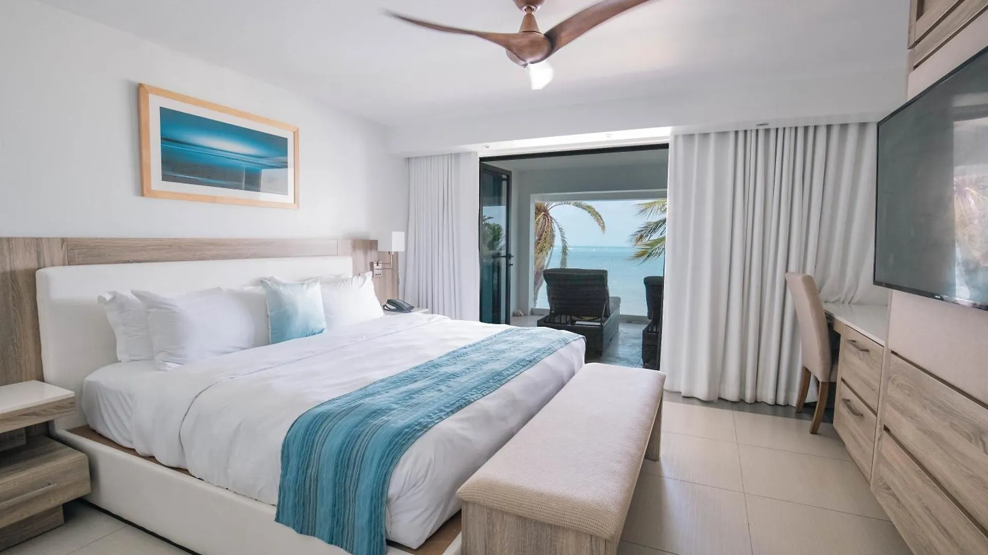 Hodges Bay Resort & Spa, An Hq Luxury Resort & Residences St. John's