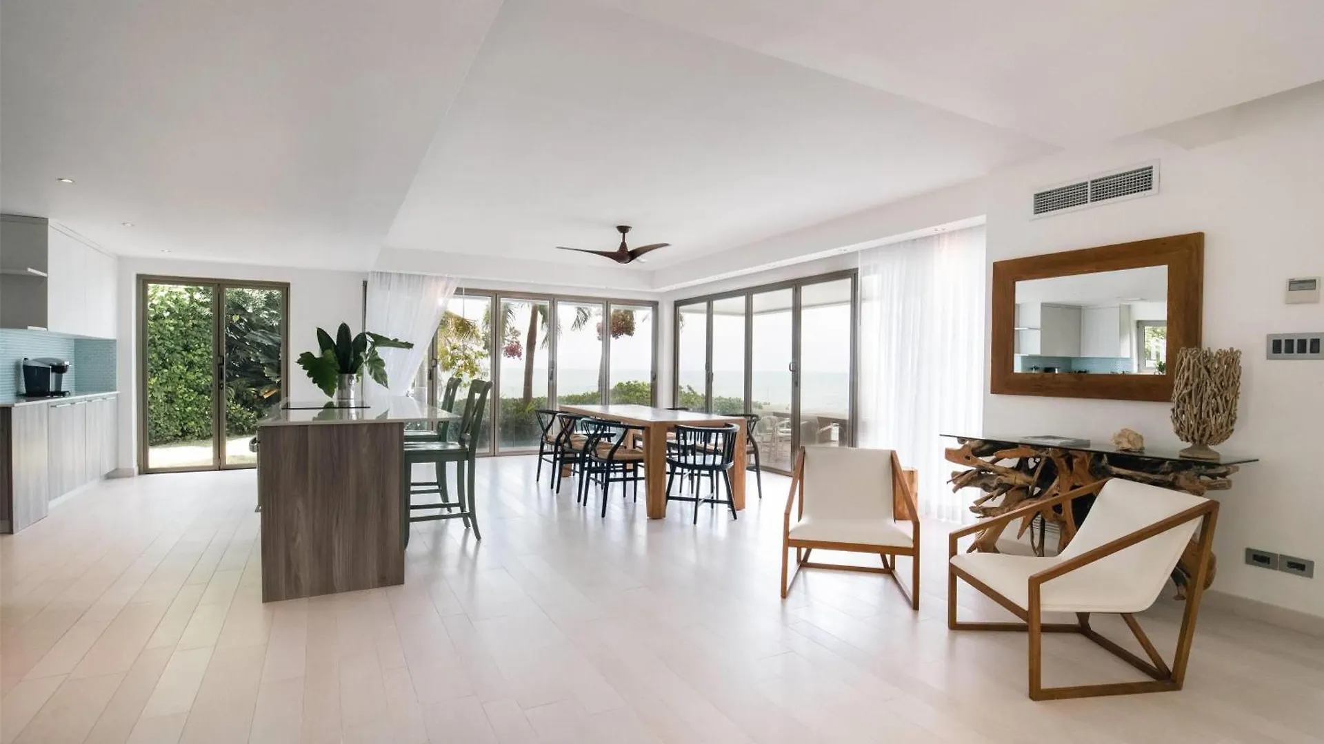 Hodges Bay Resort & Spa, An Hq Luxury Resort & Residences 세인트존스