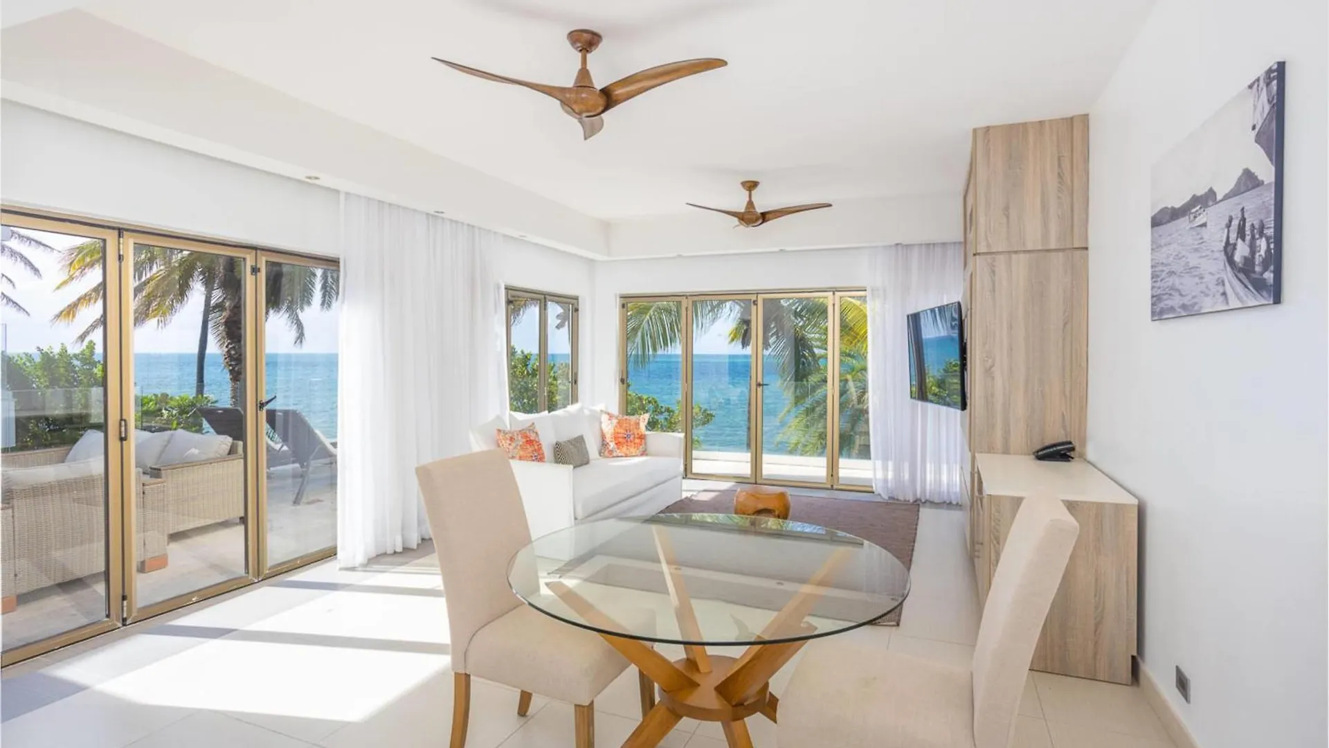 Hodges Bay Resort & Spa, An Hq Luxury Resort & Residences St. John's