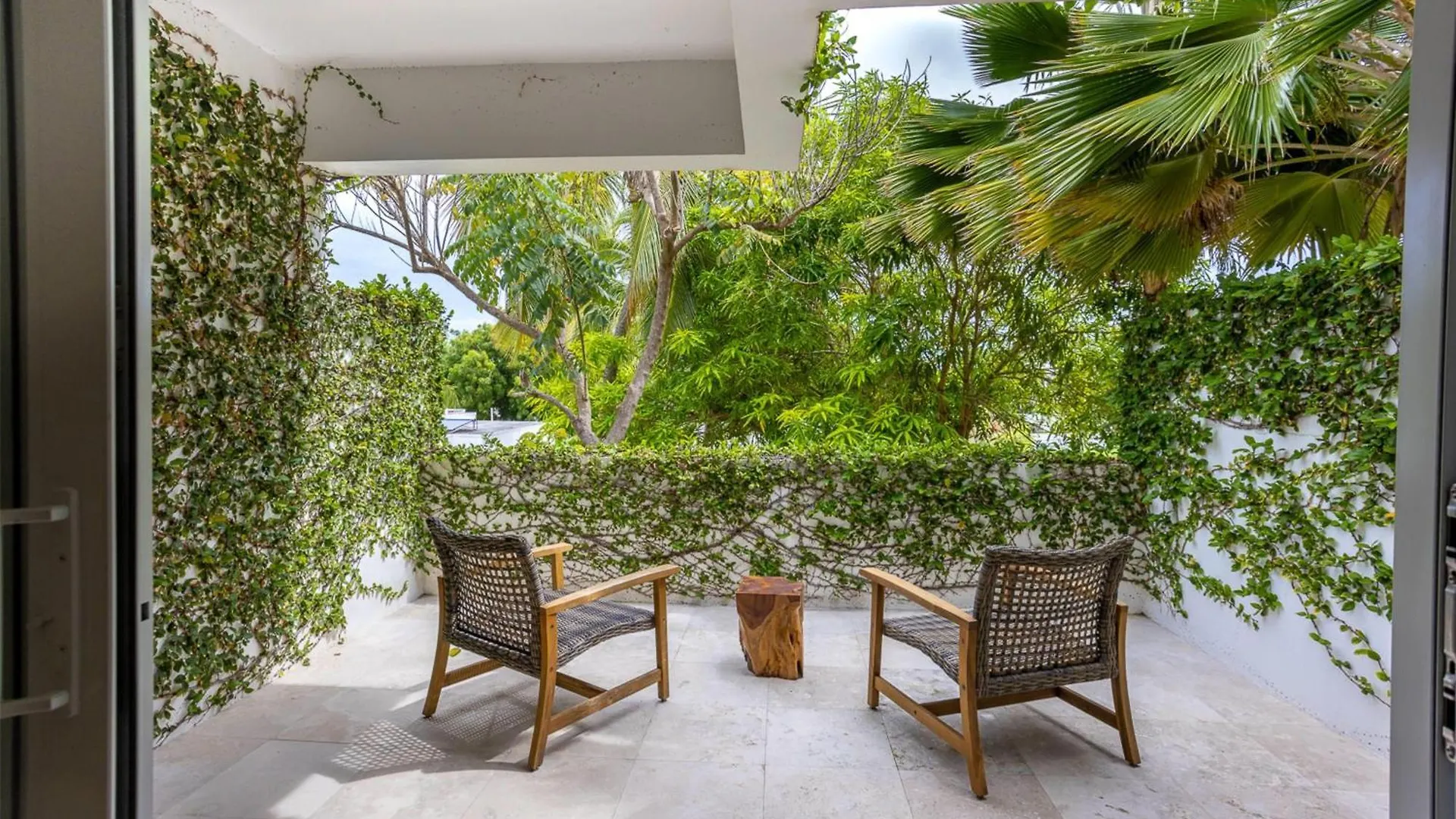 Hodges Bay Resort & Spa, An Hq Luxury Resort & Residences 세인트존스