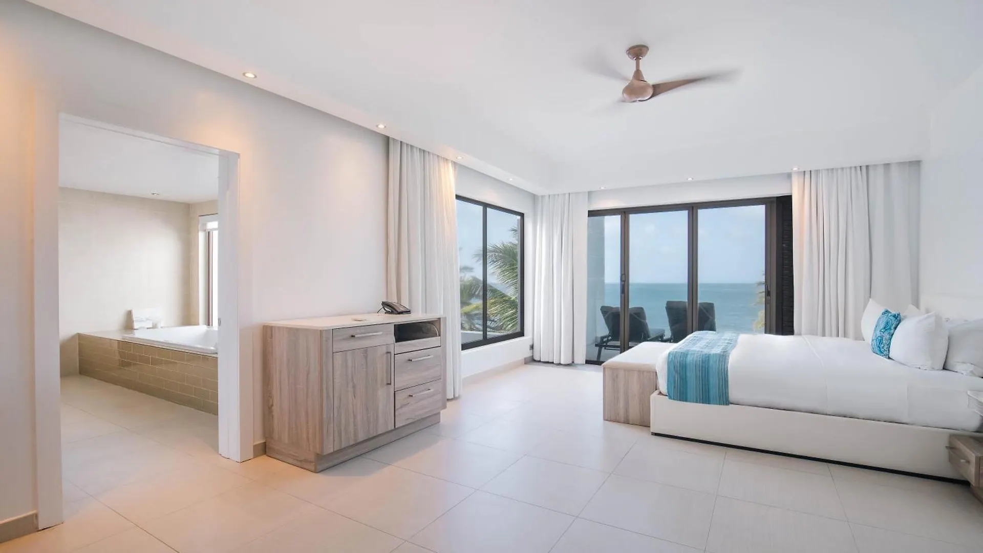 Hodges Bay Resort & Spa, An Hq Luxury Resort & Residences St. John's